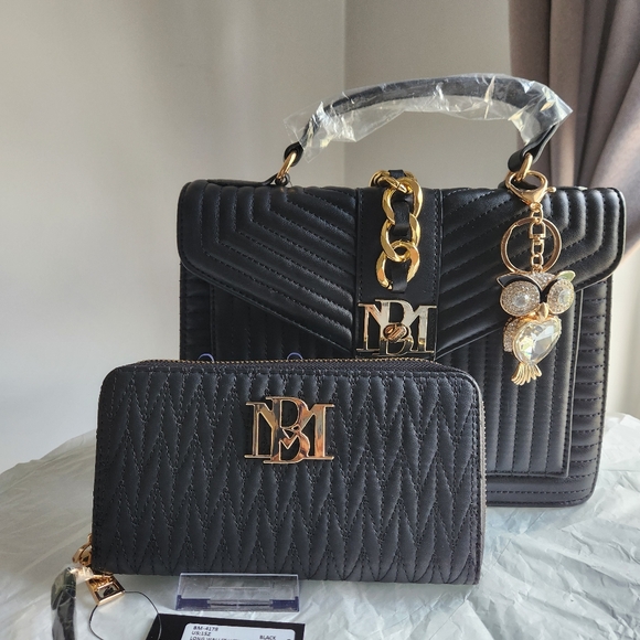 Badgley Mischka *NWT* Black Quilting Crossbody, Chain w/letter lock set, 4FER - Picture 2 of 13